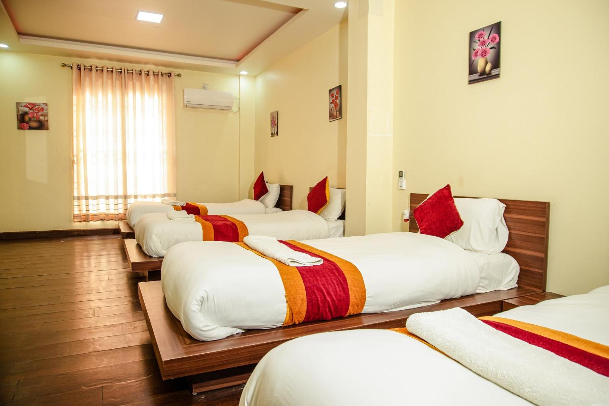 Hotel Edingo Inn Itahari Экстерьер фото